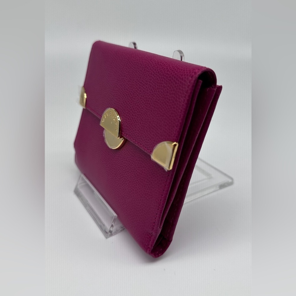 Vintage Givenchy Pink Leather Wallet with Gold Hardware - Picture 6 of 10